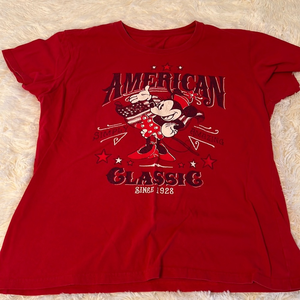 Disney Store Minnie Mouse American Classic Red Tee